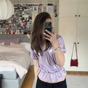 Glitterblus - Jättefestlig glitterblus!