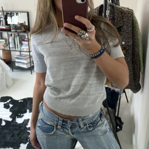 Stickad tshirt - Stockad tshirt från femme, supersöt