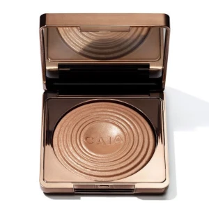 CAIA Bronzer "Antigua" - Endast testad 1gång. Ligger i original förp. Fraktsumman blir 29kr (frakt m frimärke) vid direkt swish till mig, välj ej Köp Nu isåfall. Samfraktar för minsta möjliga frakt kostnad för dig. Kontakta mig angående detta