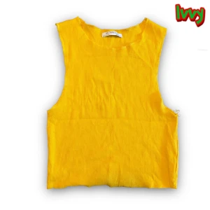 Gul topp  - Gul topp från Zara i size S-M💛