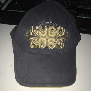 En ganska gammal Hugoboss keps