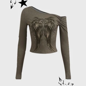 Vintage tryck tröja - (LÅNAD BILD) Vintage tröja aldrig använd från shein, i storlek S