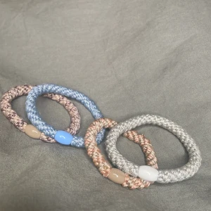 Kknekki - Fyra Kknekki köpta på Raglady By Tara för bara någon vecka redan. Har använt den ljusblåa en gång annars har de bara legat i skrivbordslådan. 1 för 22, 4 för 80💞 frakt kostar 13 kr. Tryck inte köp nu utan att ha frågat🫶🏻