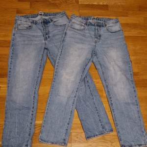 2pr jeans från lager157 knapt använda är ganska tajta skulle kunna passa en storlek M 
