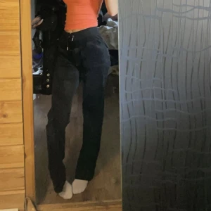 Juicy Couture  - svarta juicy byxor som aldrig kommer till användning! bra skick 💗 priset går att diskutera! 