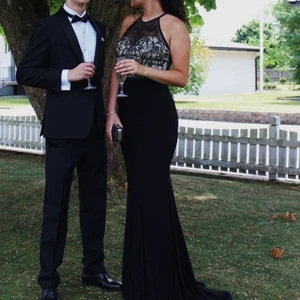 Balklänning - Använd endast 1 gång