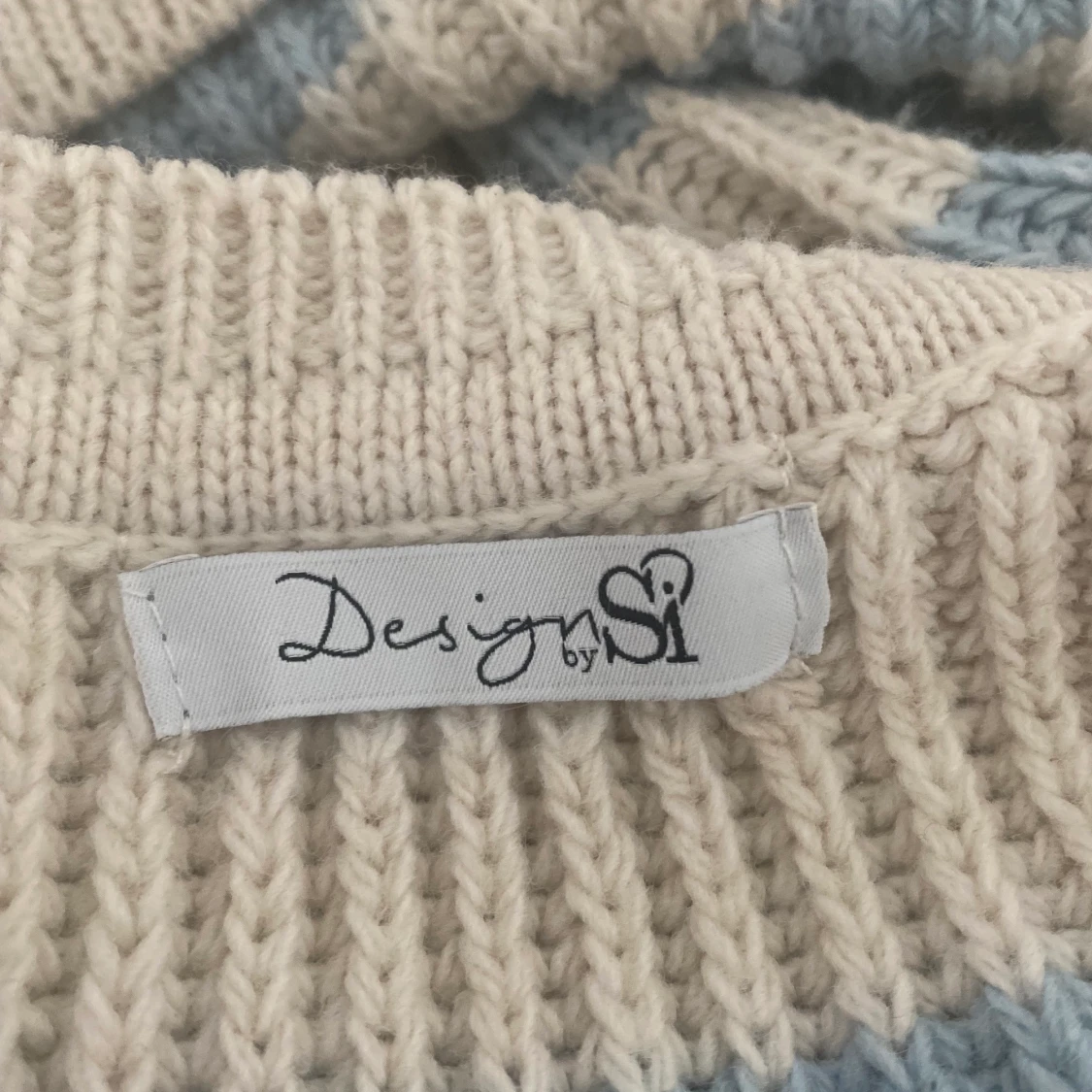 Randig stickad tröja - 91