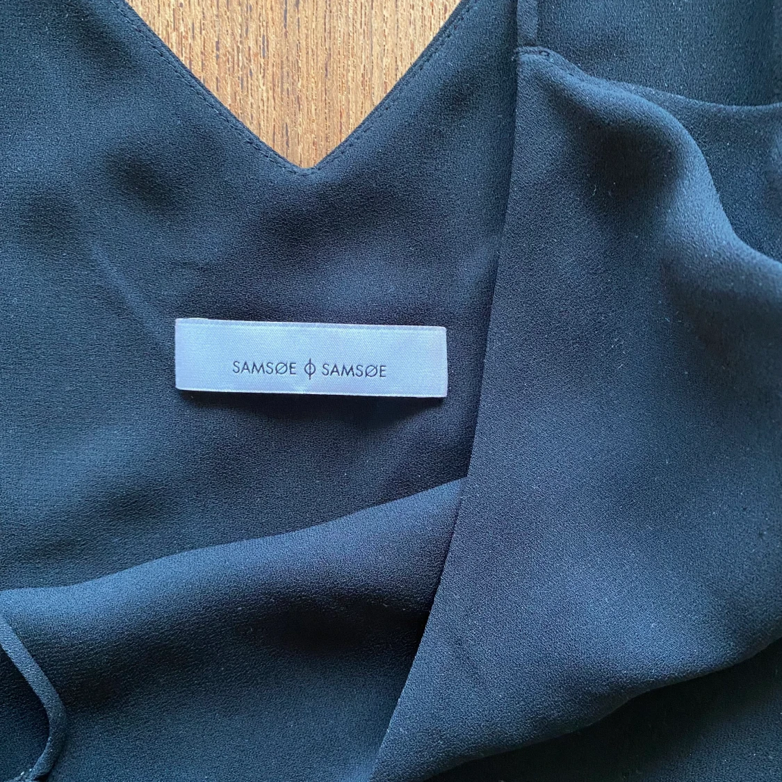 Svart Linne // Samsøe Samsøe - 91