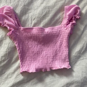 Gulligt line från hm - Linne från hm storlek s 40 kr inklusive frakt