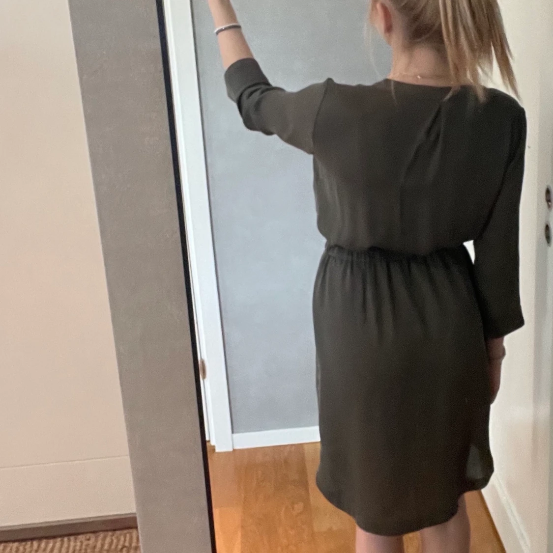 Grön klänning - 91