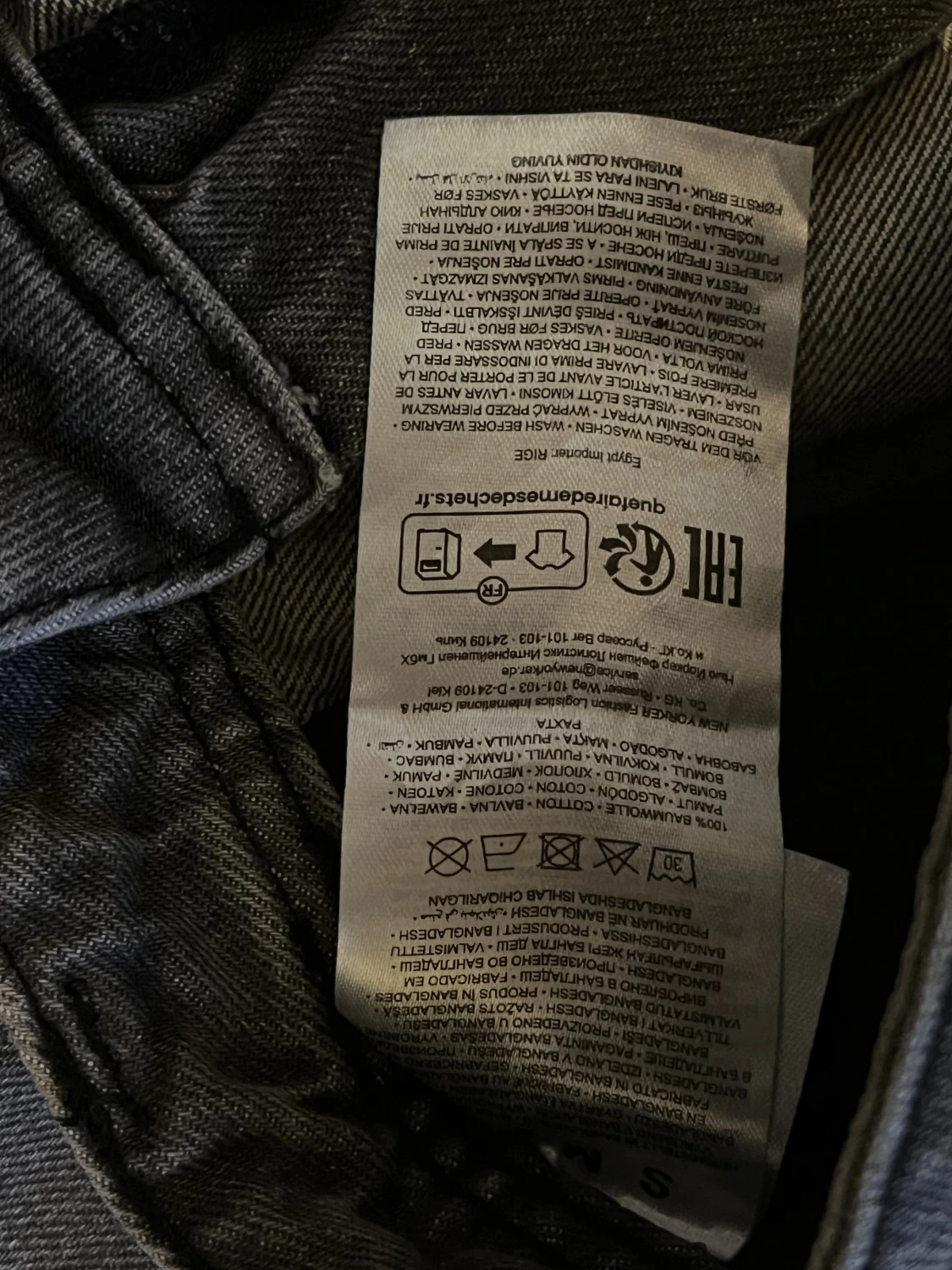 Svarta raka jeans från SMOG/DENIM - 3