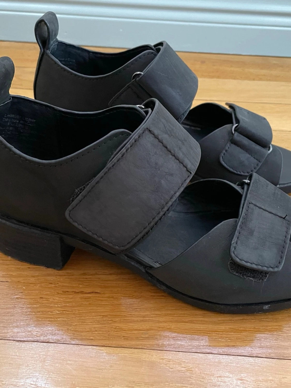 Svarta lädersandaler från Shellys London - 3