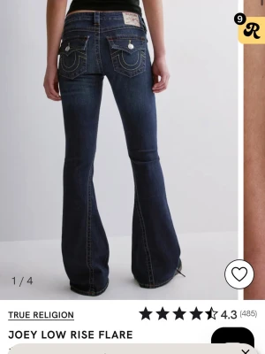 BYTA  - Har mina true religion I W29 men denne väldigt stora och om någon har ett par mindre och vill byta kontakt 💕