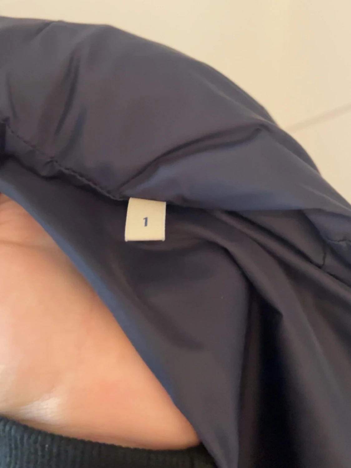 Mörkblå vindjacka från Moncler - 4