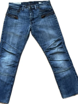 G-Star jeans  - Vintage G-star jeans i mycket bra skick utan några hål eller fläckar 