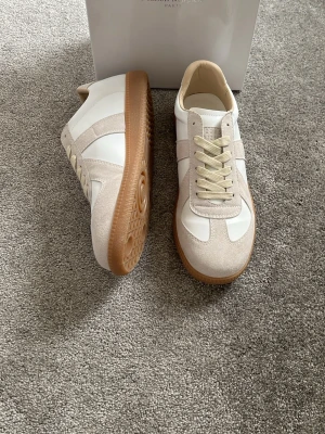 Maison margiella gats - Helt nya, storlek 40. Box och påse tillkommer 