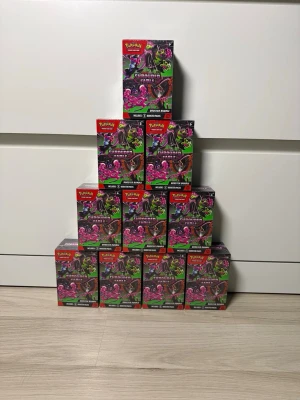 Shrouded fable booster bundle - Säljes! 400kr styck! Kontakta om ni vill ja många!