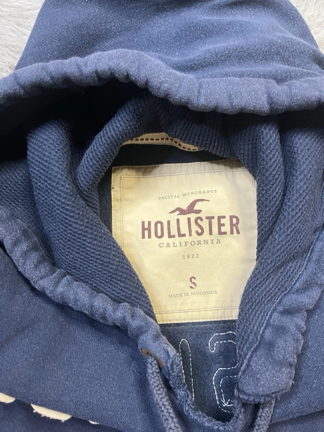 Hollister hoodie - 2