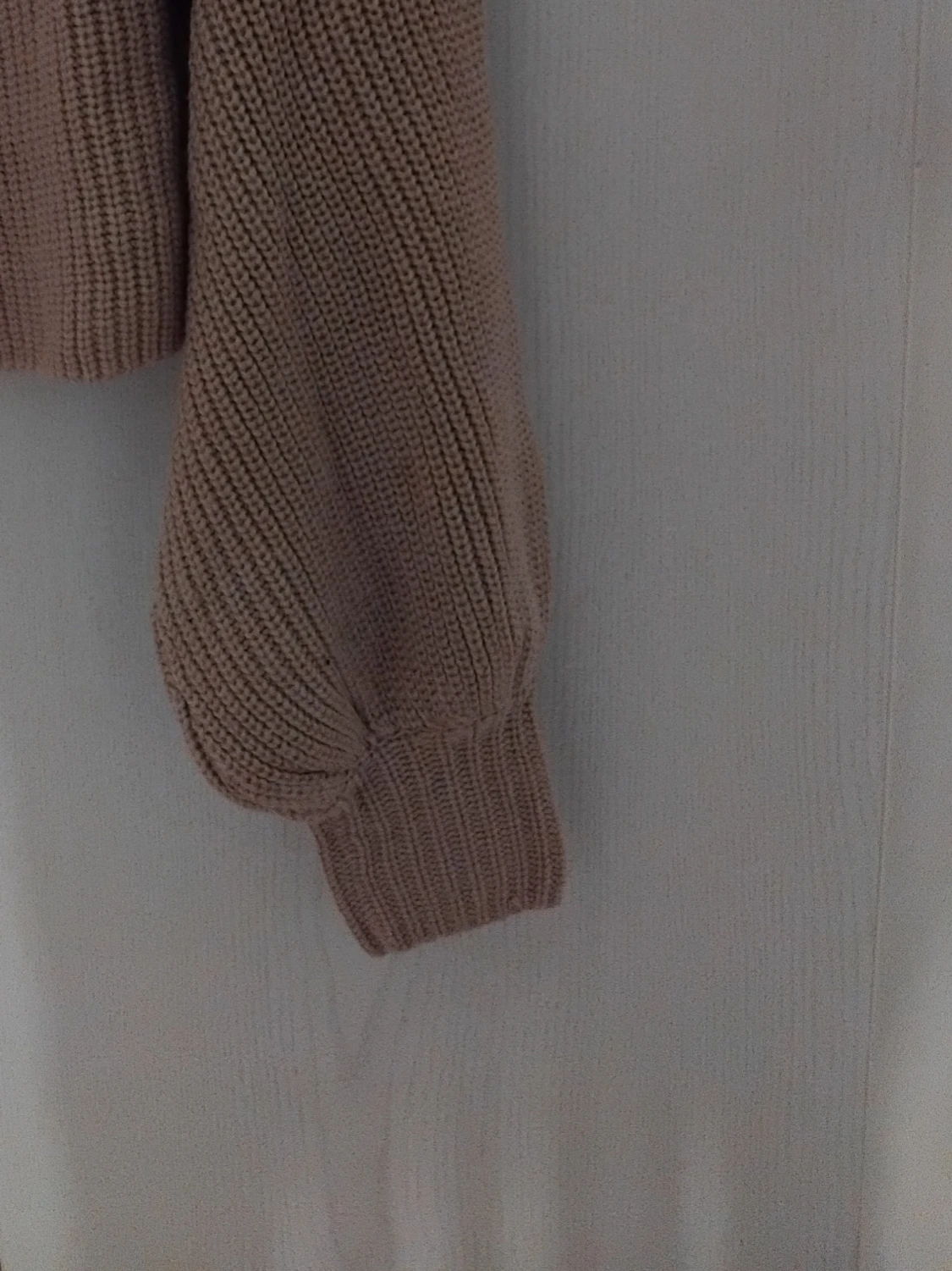 Beige croppad stickad polotröja - 1