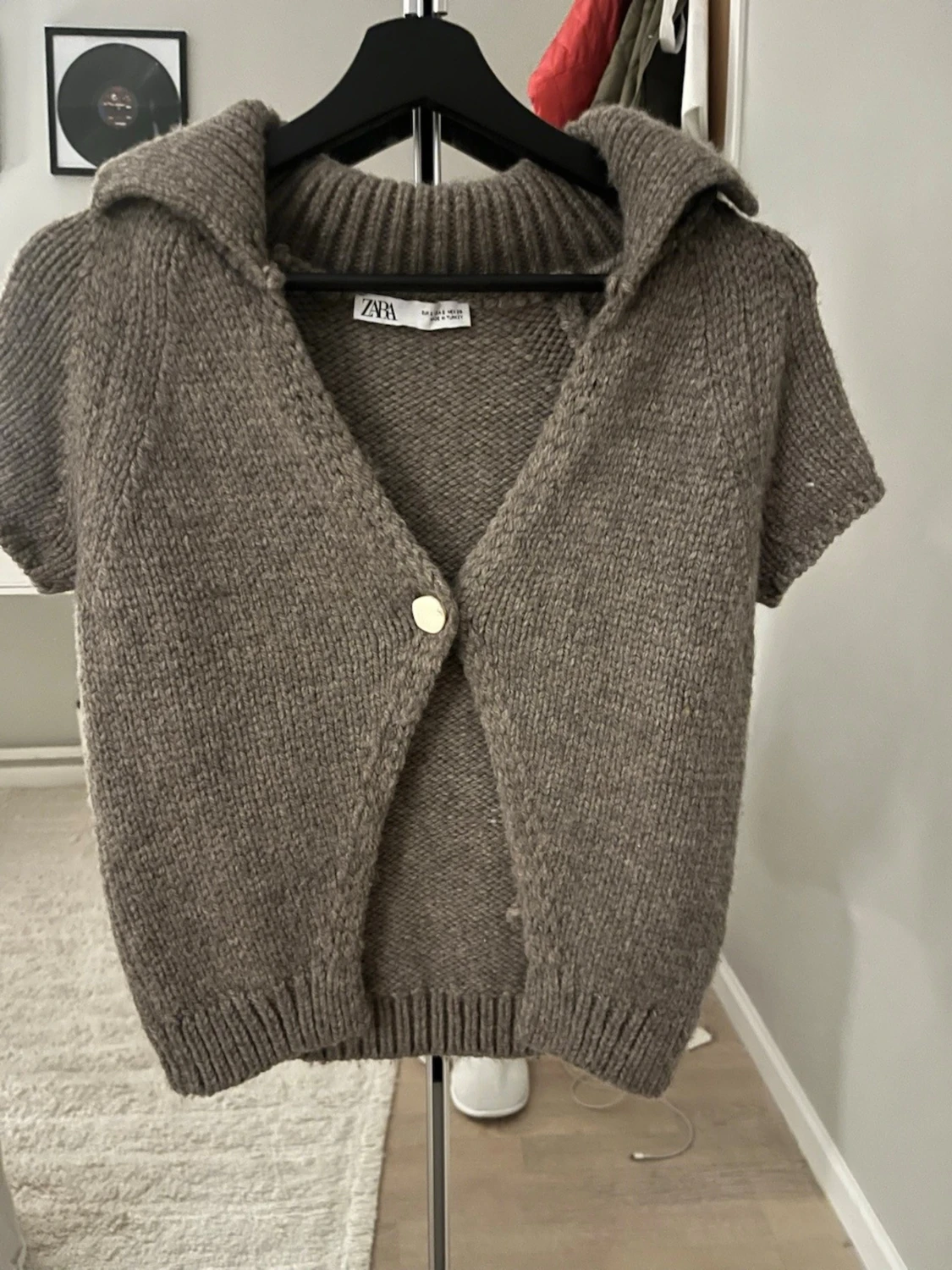 Beige stickad kofta från Zara - 2