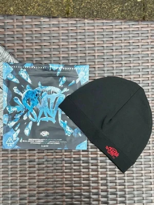 Y2K Central Cee beanie  - Designer mössa från SynaWorld.