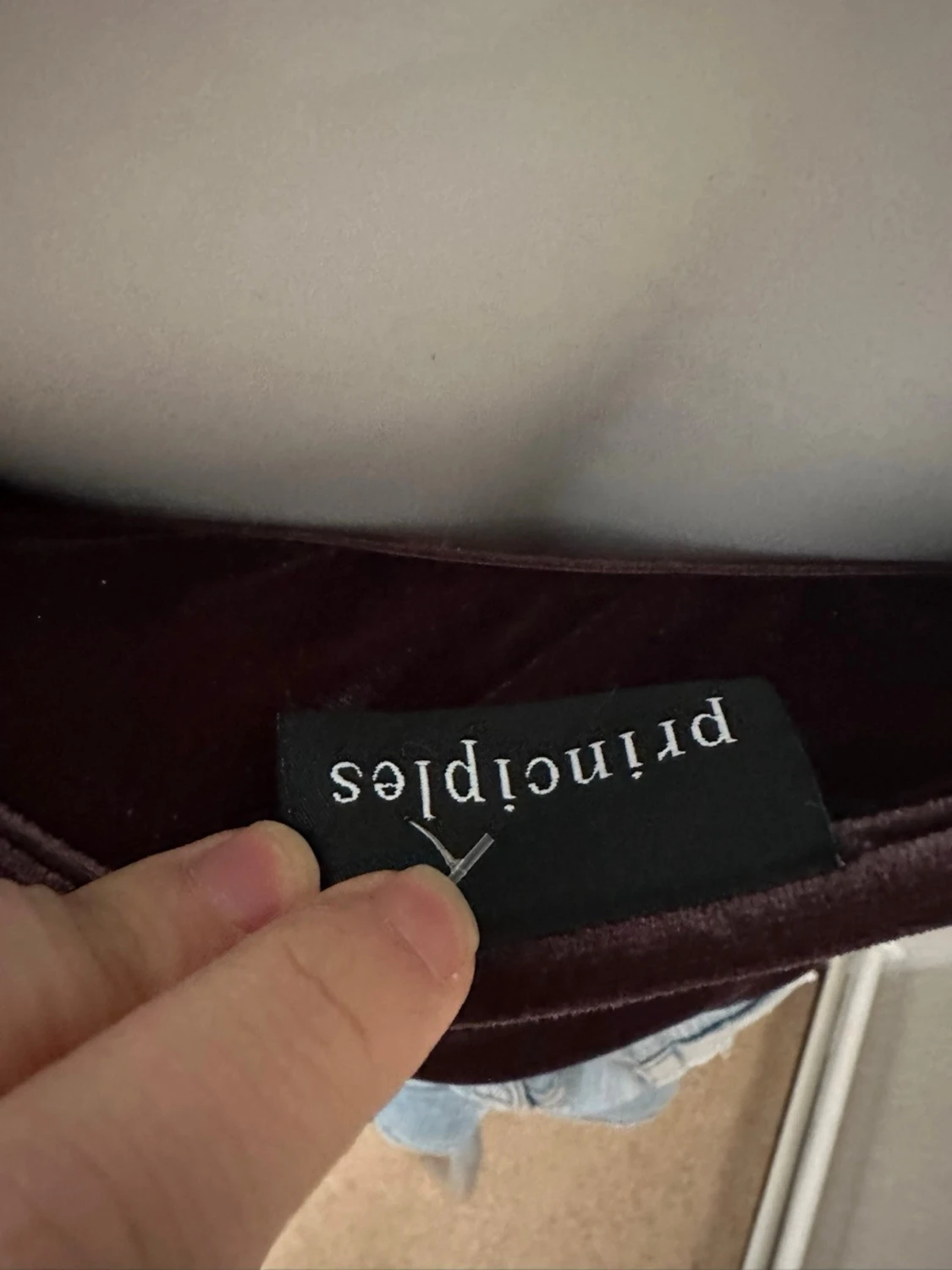 Mörklila sammetslinnetopp med pärlor - 6