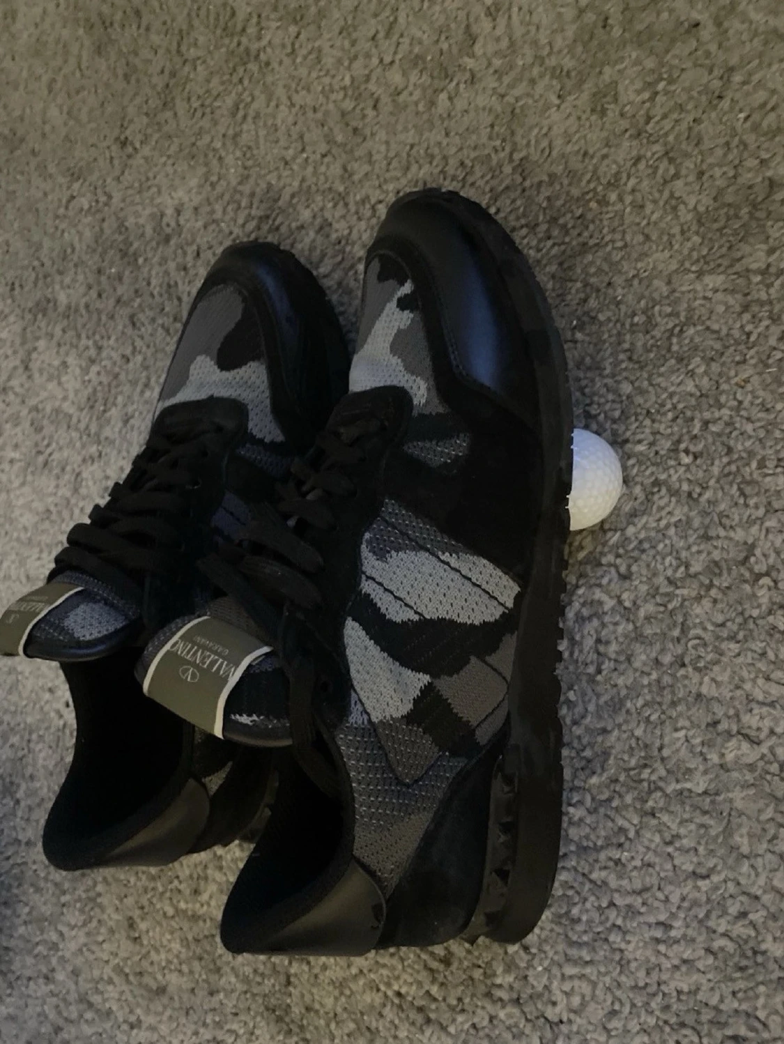Valentino rock runners