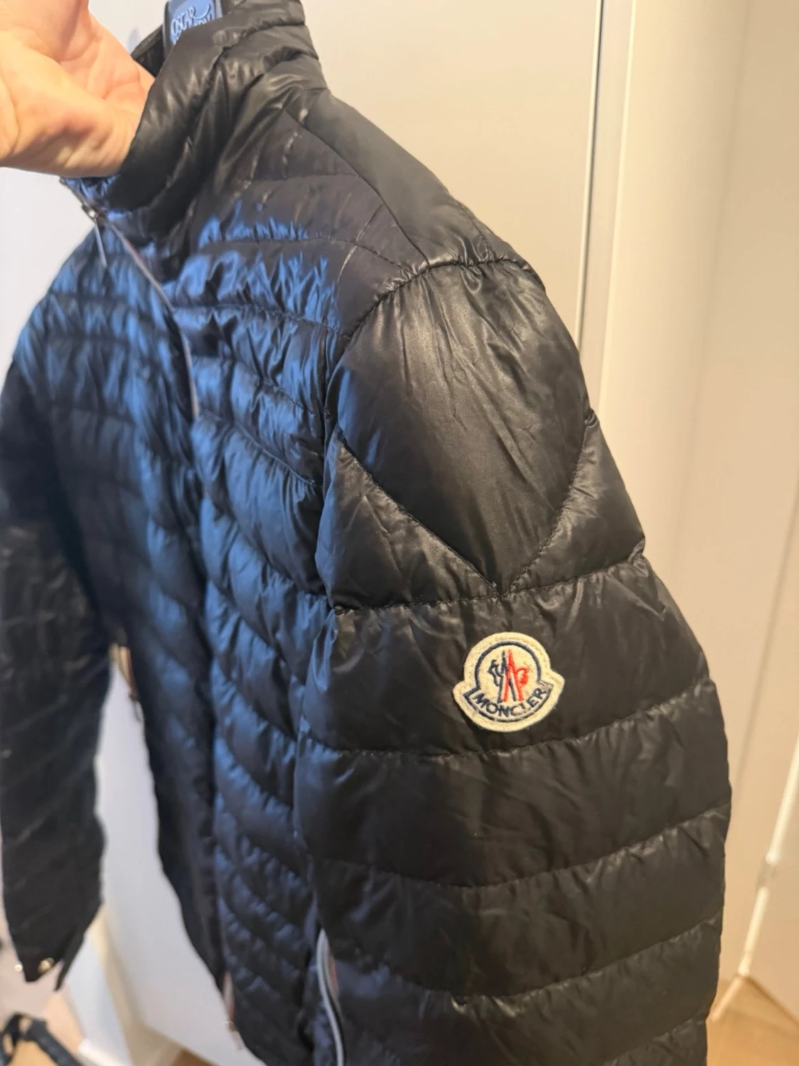 Svart dunjacka från Moncler - 1