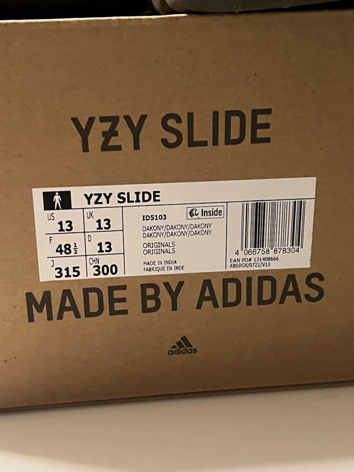Yeezy slides - 6