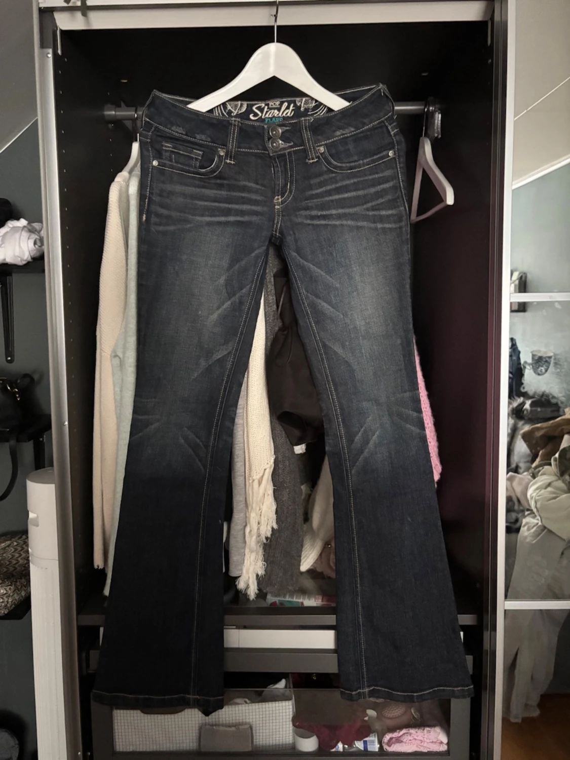 Mörkblå bootcut jeans från POP Starltd