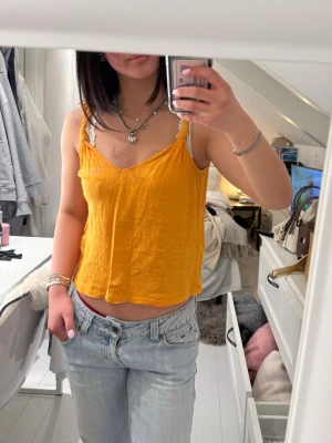 Gul topp - Såå fin till sommaren!🥰🙈