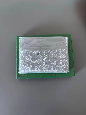 Grå korthållare  - Grå Korthållare med låda