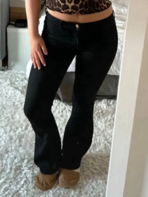 Lågmidjade jeans  - Lowwaist jeans från H&M 🤩🤩 