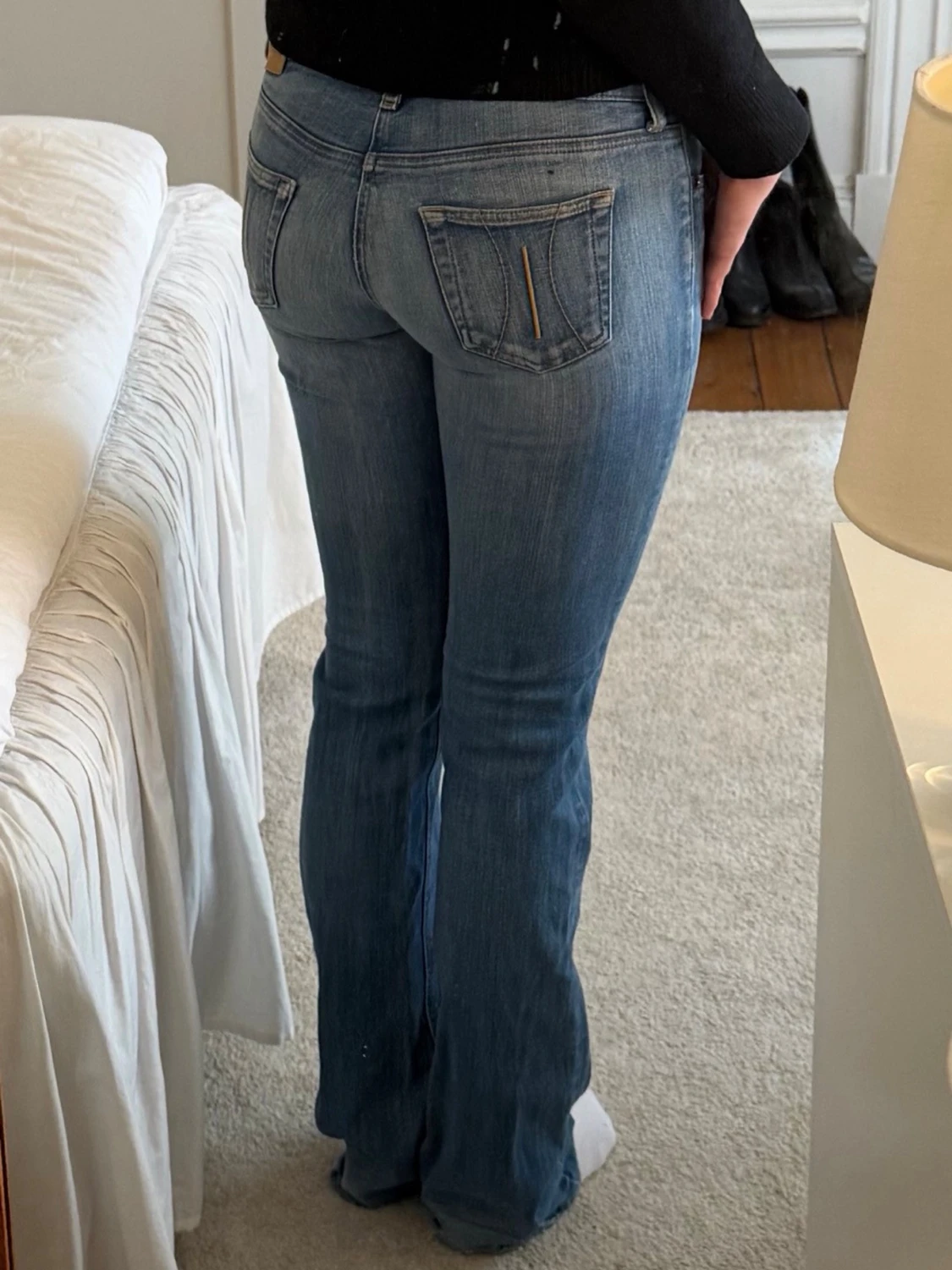 Blå bootcut jeans med låg midja - 1