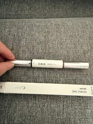 Caia double tape  - Ögonpennor 