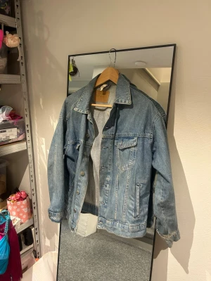 Jeansjacka  - Super fin blå oversized jeansjacka