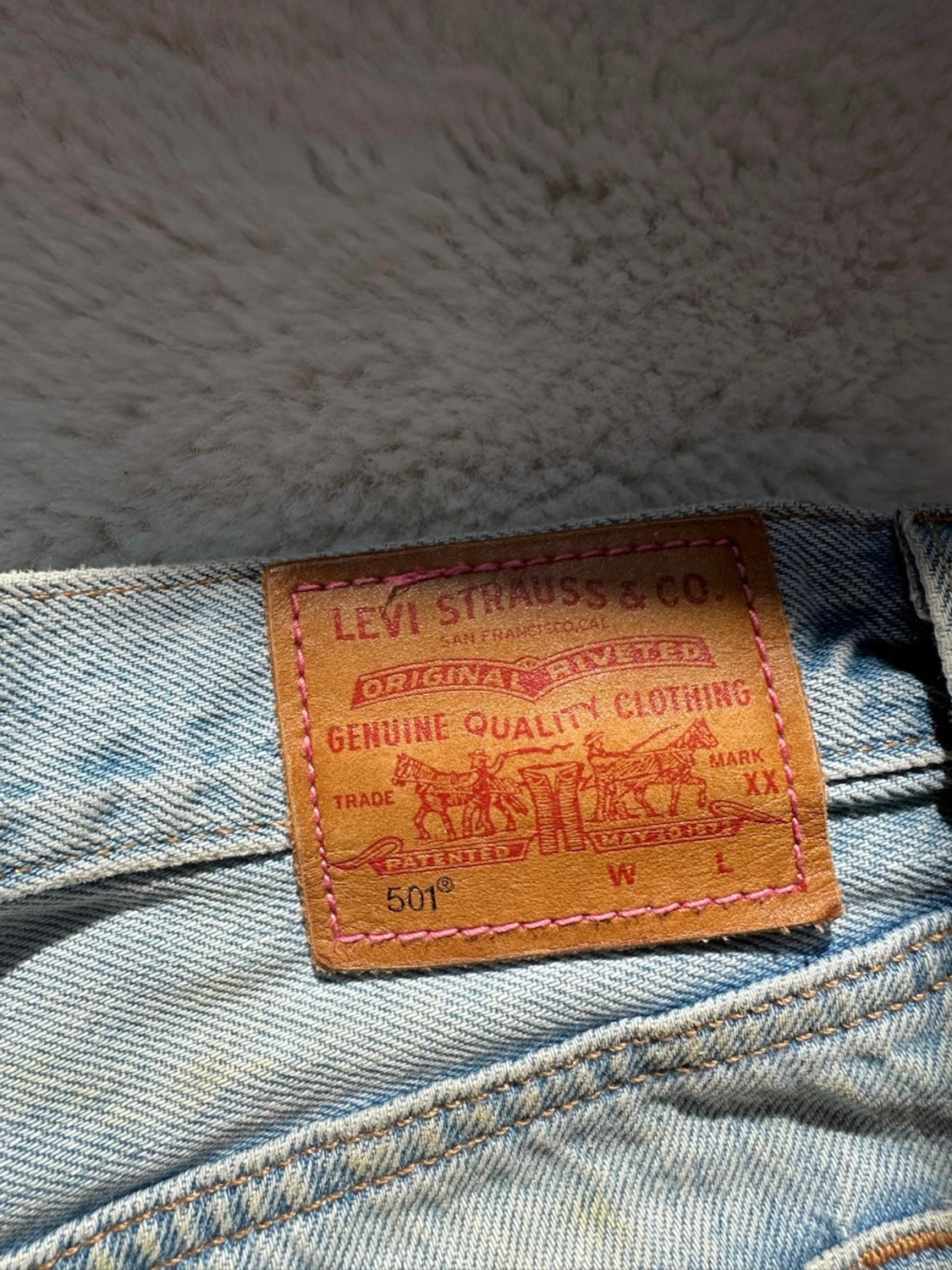 Ljusblåa högmidjade jeansshorts - 3