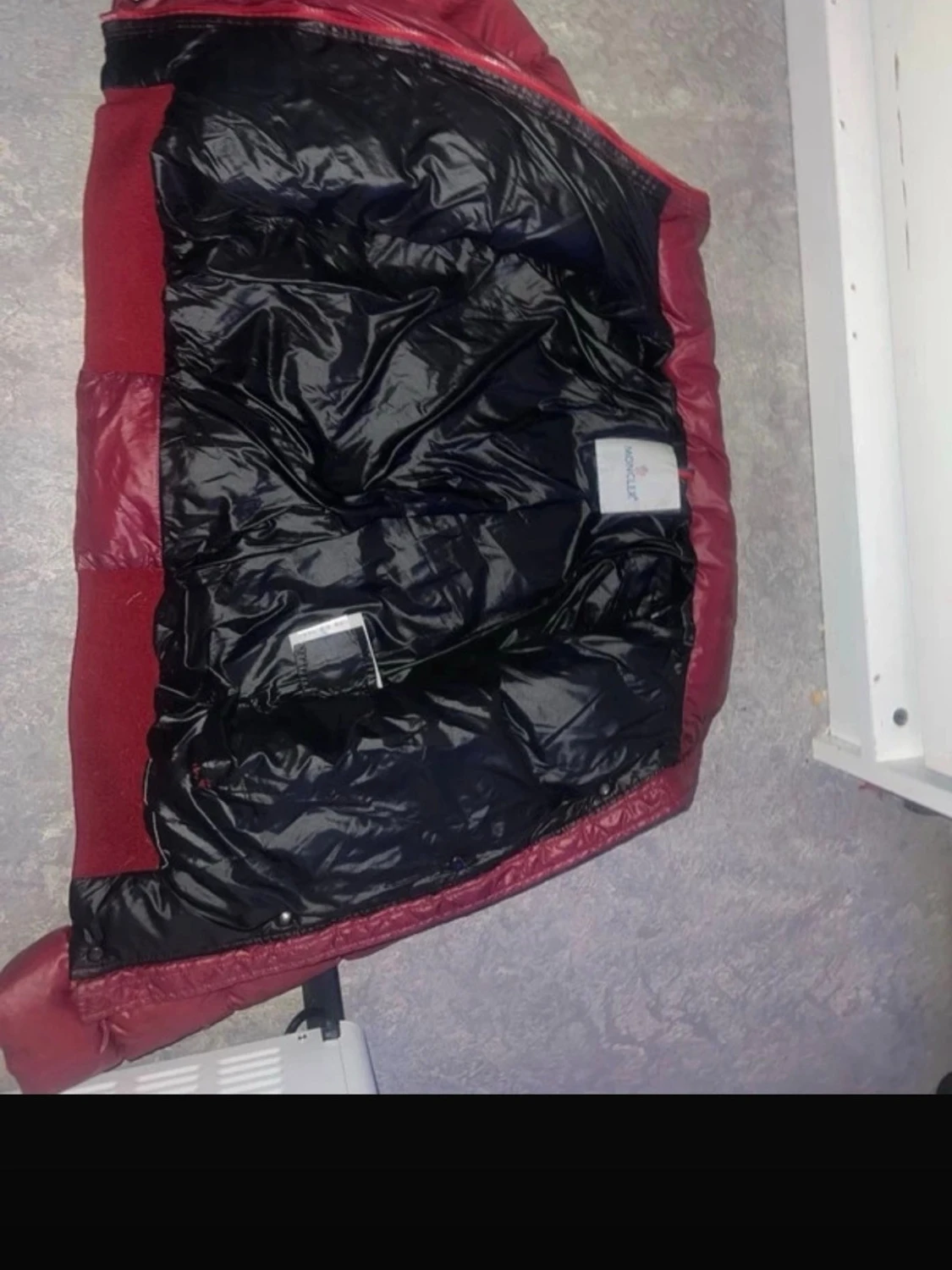 vinröd moncler jacka - 4