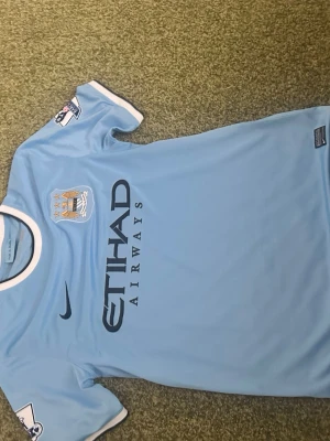 Aguero city - Säljer en Kun aguero tröja från Manchester city oanvänd i mycket fint skick.
