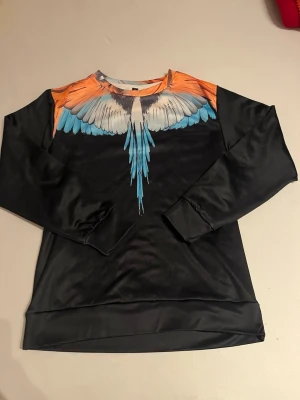 Sweatshirt - Helt ny. Inte använd