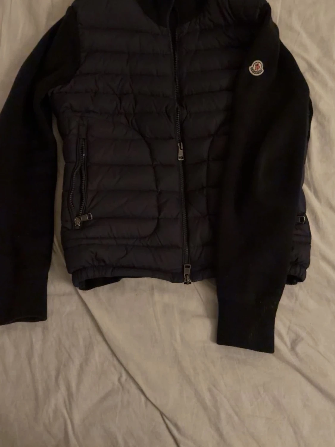 Svart quiltad jacka från Moncler