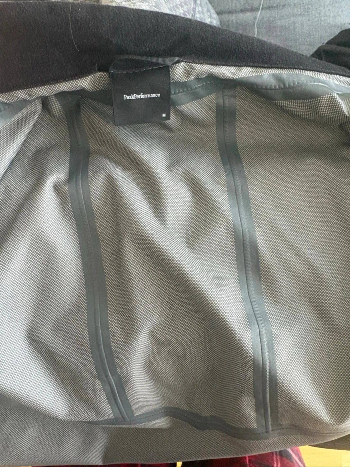 Grå vindjacka Peak Performance HIPE - 1