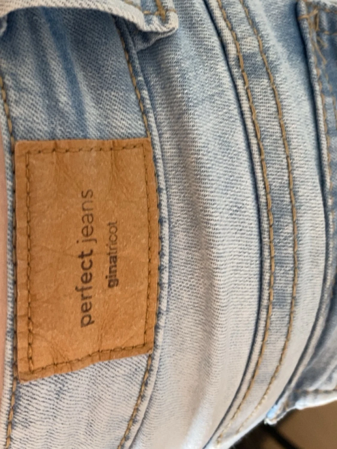 Ljusblåa low waist jeans  - 4