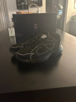 Svarta b30 - Lite använda svarta b30s, pris kan diskuteras.