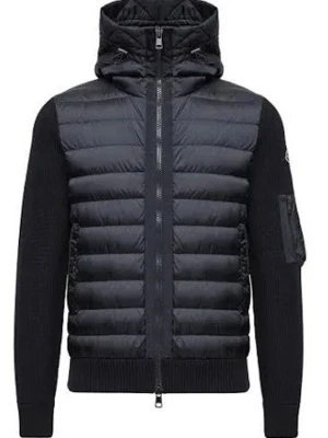 Grish levrantör - (Priset kan diskuteras) Säljer en grish levrantör som säljer skor, jeans (Replay,nudie,cohën och massa andra) Hos denna levrantör får du kläder för sjukt bra priser. Du kan få feta grish hoodies,kepsar/mössor och massor mer.