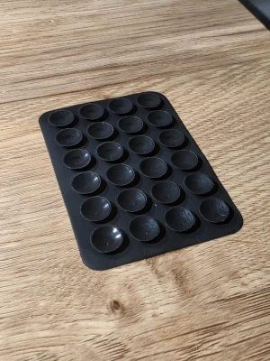 Mobilhållare med sugkoppar - Sugpropps hållare till telefonen, självhäftande klister på baksidan.
