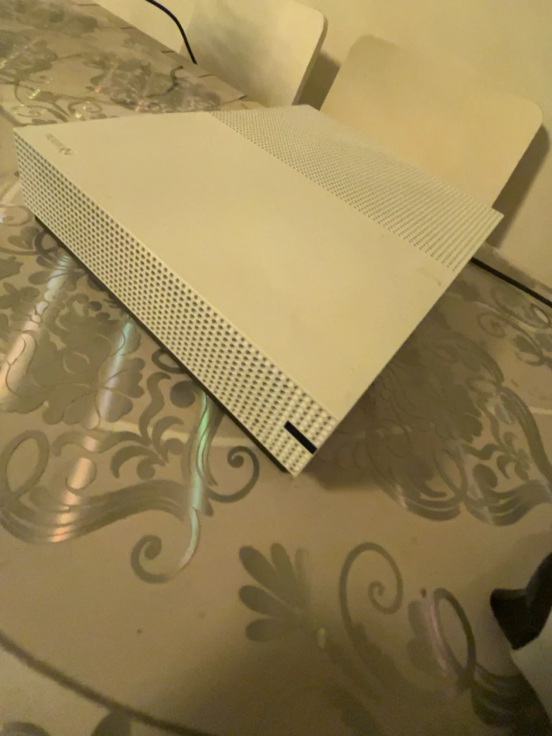 Xbox One S vit spelkonsol - 1