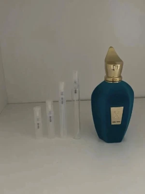 Xerjoff Erba Pura 5ml - Säljer sample av Xerjoff Erba Pura. Rekommenderar att köpa flera samples eller större mängder för att göra det mer prisvärt. Perfekt för dig som vill testa olika dofter innan du köper en fullstor flaska. 