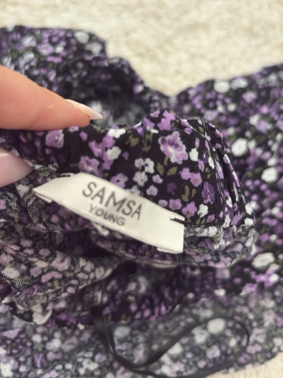 Lila blommig kortkjol - 3