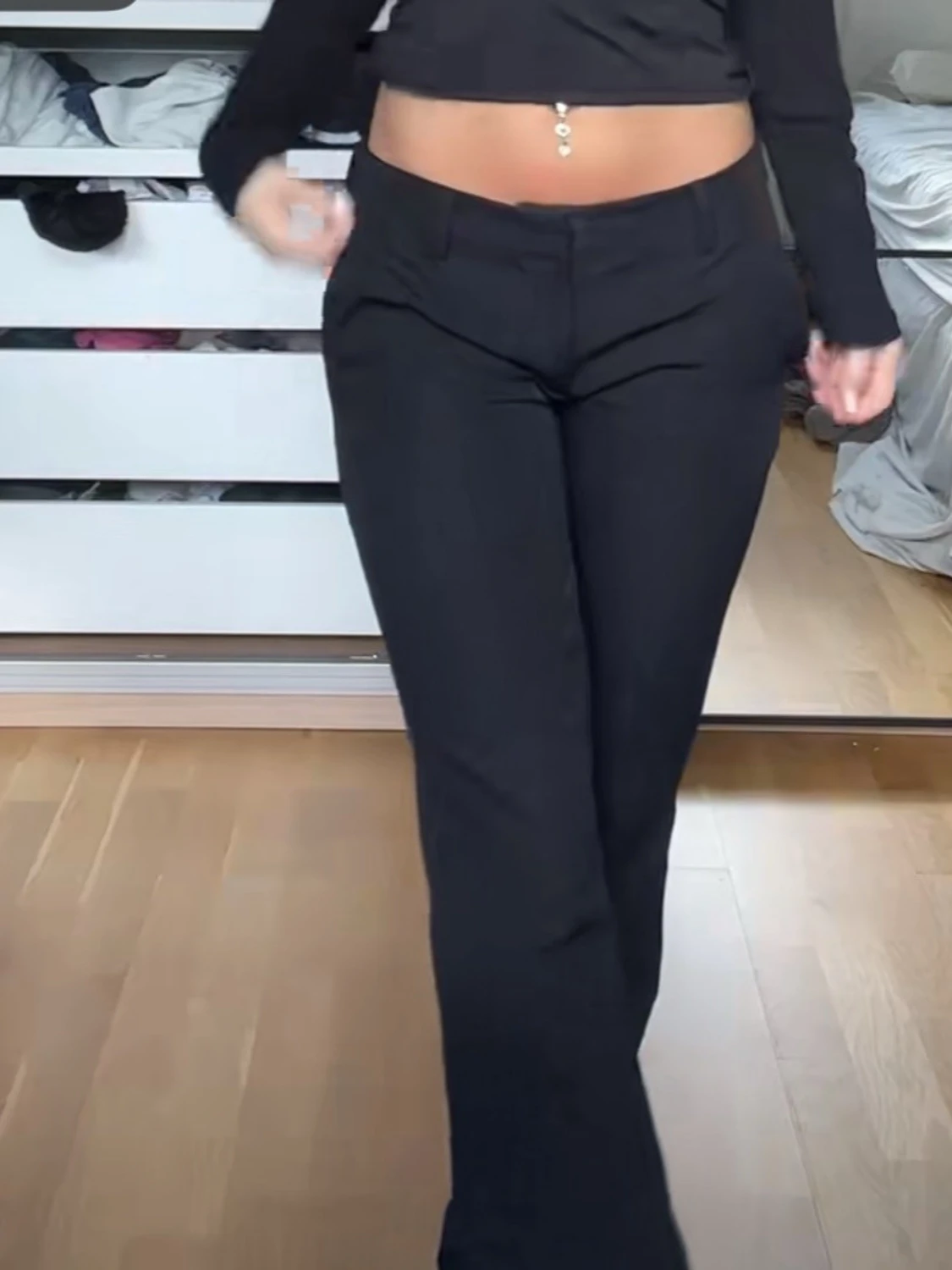 Svarta populära flared kostymbyxor ” Vera ”  - 1